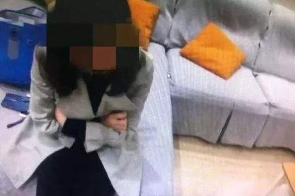 陪娃寫作業遭打事件 陪娃寫作業遭打事件